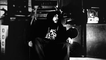 Miuosh – „Piąta Strona Świata”