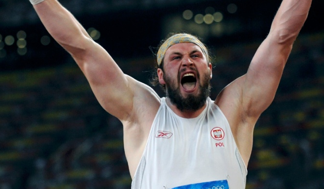 Hirek Wrona broni Majewskiego