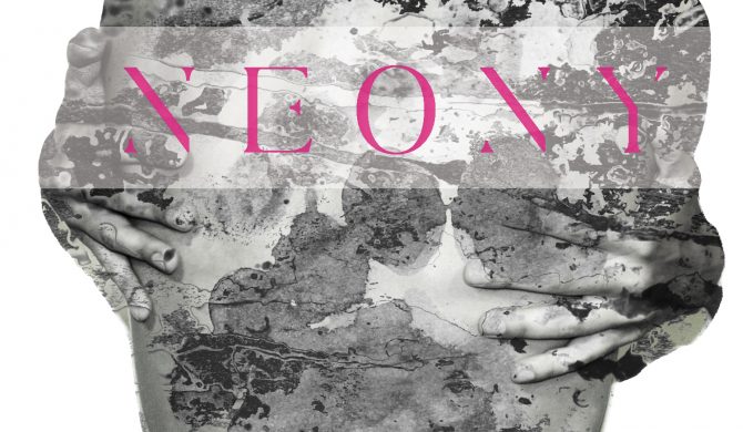 Neony – „Uniform”
