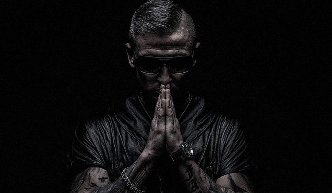 Bezczel – „Teraz albo nigdy”