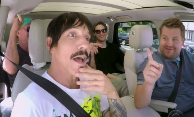 Wokalista Red Hot Chili Peppers uratował życie dziecka w trakcie kręcenia „Carpool Karaoke”