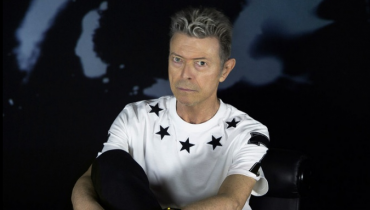 Gary Oldman twierdzi, że po śmierci Davida Bowiego „Świat poszedł w diabły”