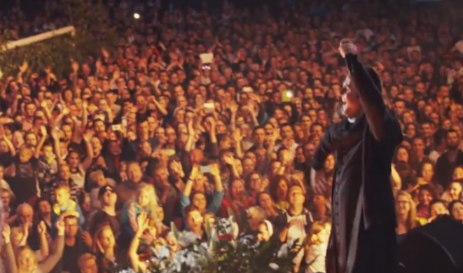 Ks. Jakub Bartczak z chórem gospel Deus Meus (wideo)