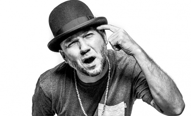 Vienio broni swojego występu w telewizji. „Cały hip hop jest teraz oparty na komercyjnym wsparciu”