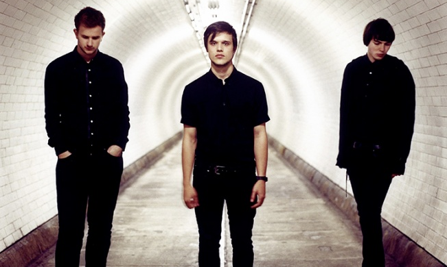 White Lies zapowiadają płytę i prezentują singiel. „Nowy początek”