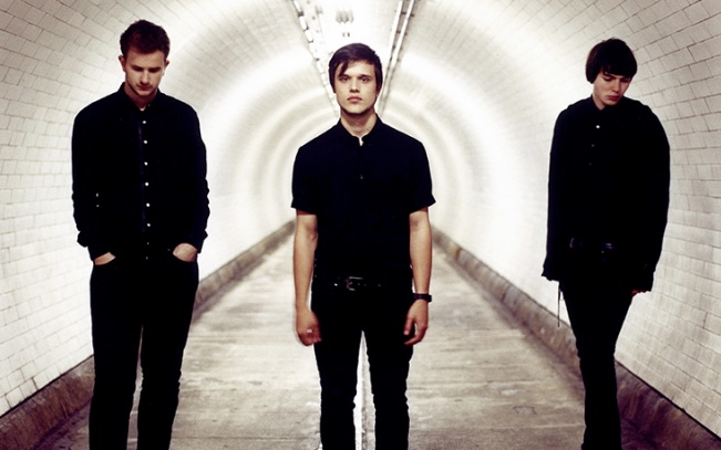 White Lies zapowiadają płytę i prezentują singiel. „Nowy początek”