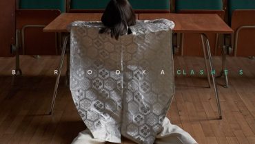 Brodka – „Clashes”