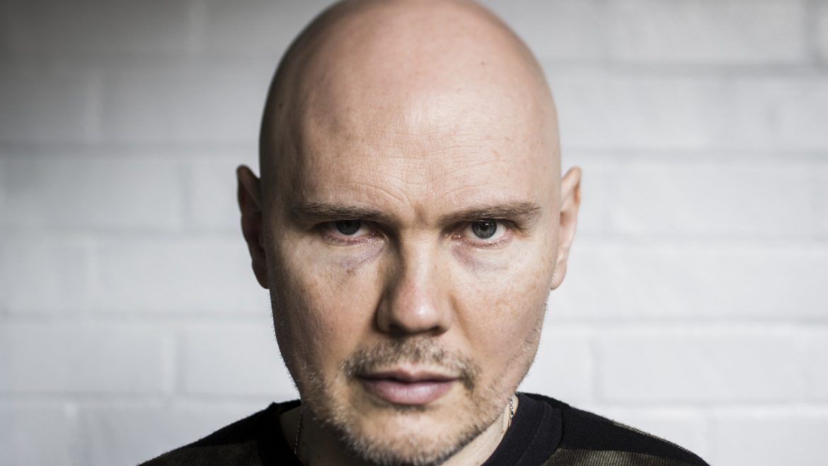 Billy Corgan zapowiada „coś wielkiego”