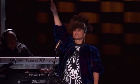 Alicia Keys zachwyciła swoim występem.