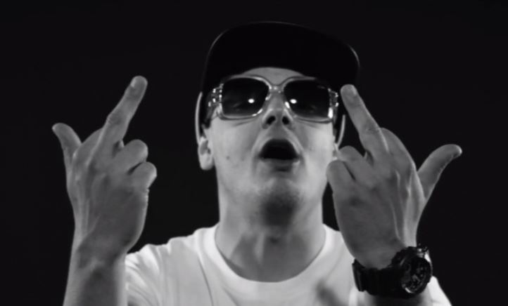 Kobik, Paluch, Miyagi i 102 Boyz w teledysku do „NVMND”