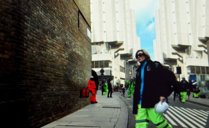 Roisin Murphy przedstawia „Ten Miles High” (wideo)