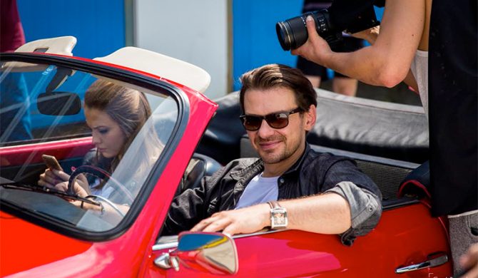 Aktor „Historii Roja” i „Pileckiego” w klipie Spring Rolls (wideo)