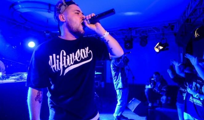 10 hip-hopowych kawałków na wakacje