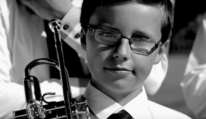 L.U.C., Mela Koteluk, Promoe w jednym zespole (wideo)