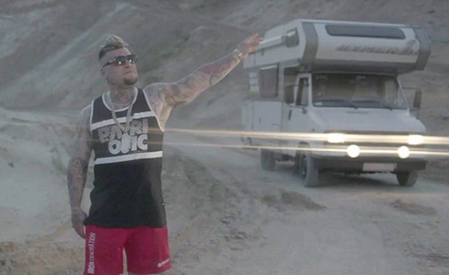 Popek i Matheo z nowym klipem promującym „Króla Albanii”