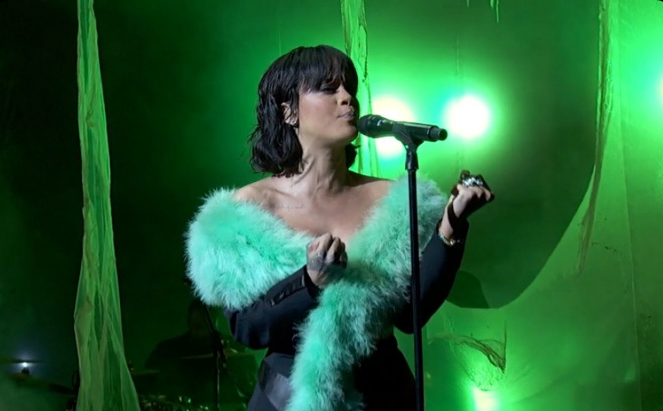 Rihanna na gali Billboardu. Zobacz występ wokalistki w TIDALU