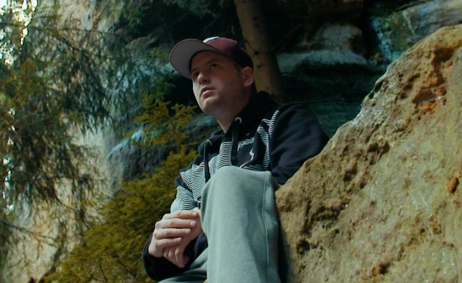 Zbuku i Bezczel w nowym klipie Polskiej Wersji