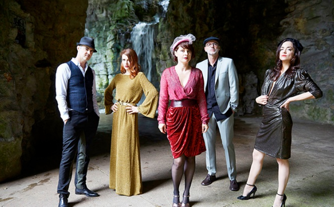 Nouvelle Vague szykują nowy album. Znów cofną się do lat 80.