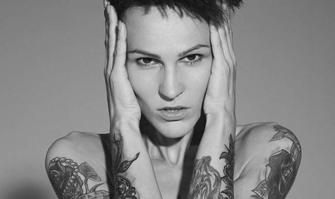 Chylińska u Wojewódzkiego: „Rozwiodłam się, ale tylko na płycie”