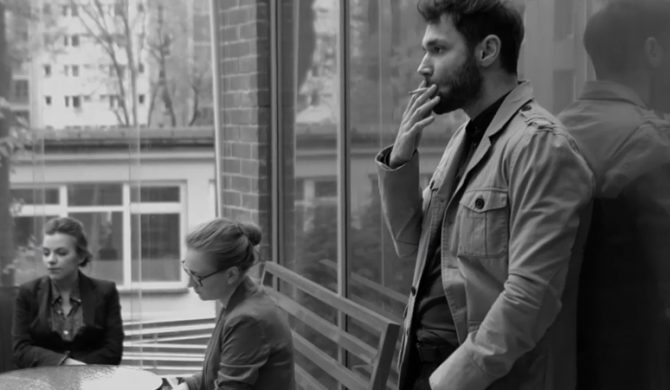 AK-47 wraca z nowym teledyskiem (wideo)