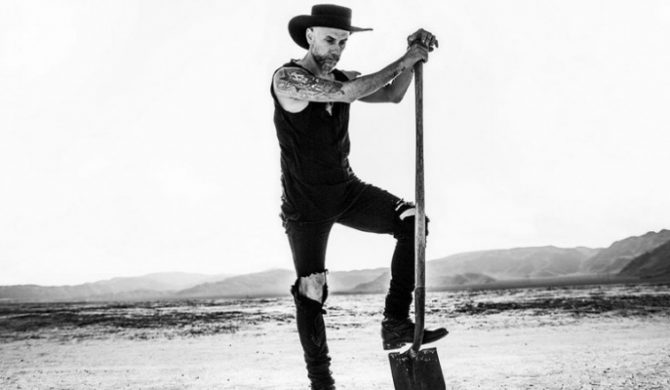 Me And That Man zapowiadają trasę po Polsce