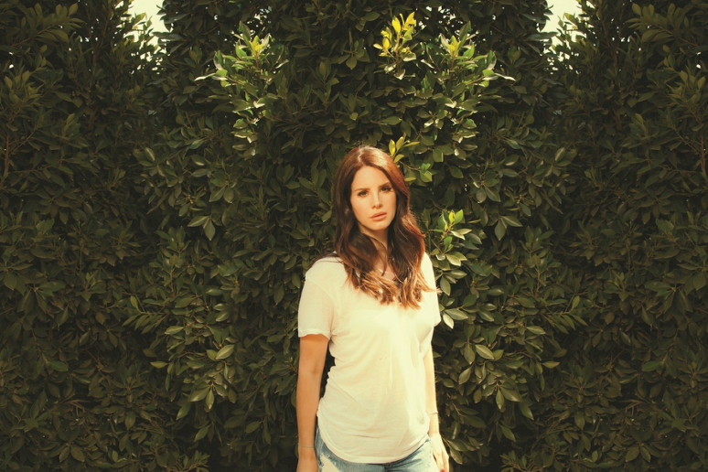 Lana Del Rey pierwszy raz na żywo z „Love”