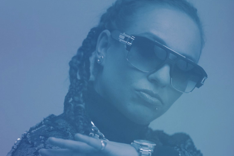 „Złoty środek” Reny (wideo)