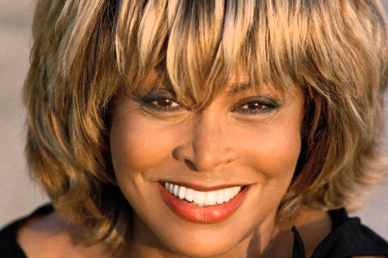 „Panorama” TVP podała fałszywą informację o śmierci Tiny Turner