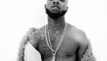 Tory Lanez brutalnie zaatakowany w więzieniu – artysta trafił do szpitala w stanie krytycznym