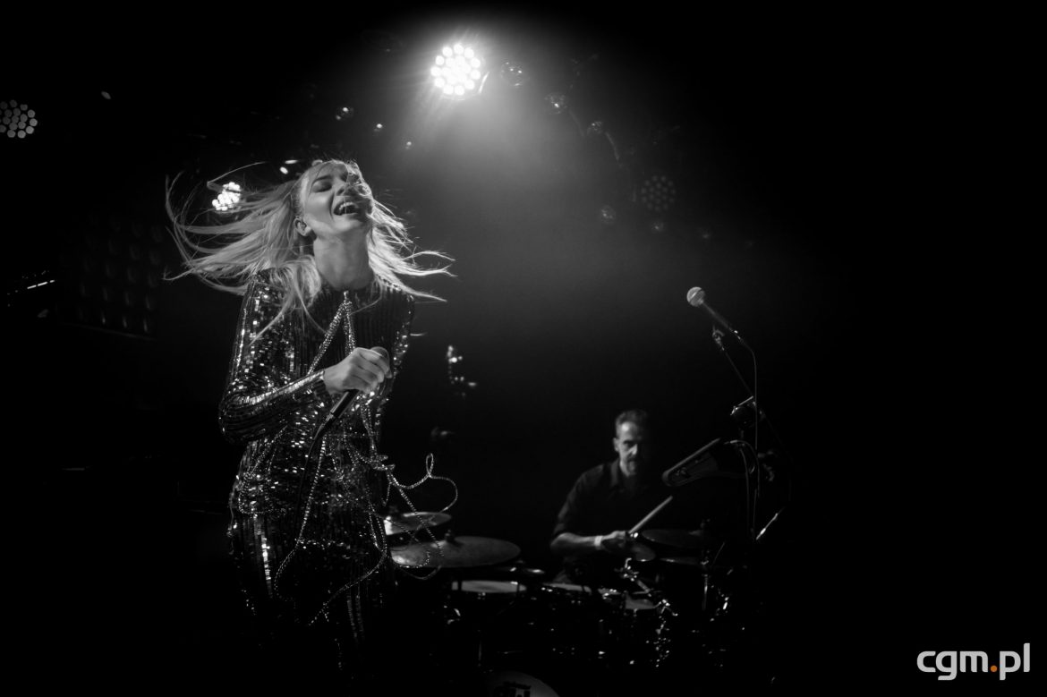 Natalia Nykiel – Open Stage – Stodoła – Warszawa – 29.09.15 (Foto: Kalisz / Tarasewicz)