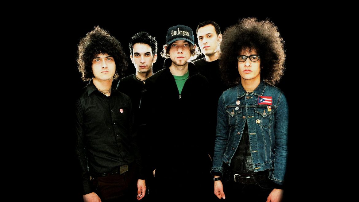 At The Drive In zaprezentowali nowy kawałek i klip