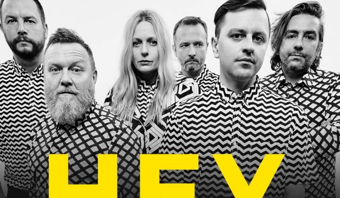 Jak zejść ze sceny? (felieton)