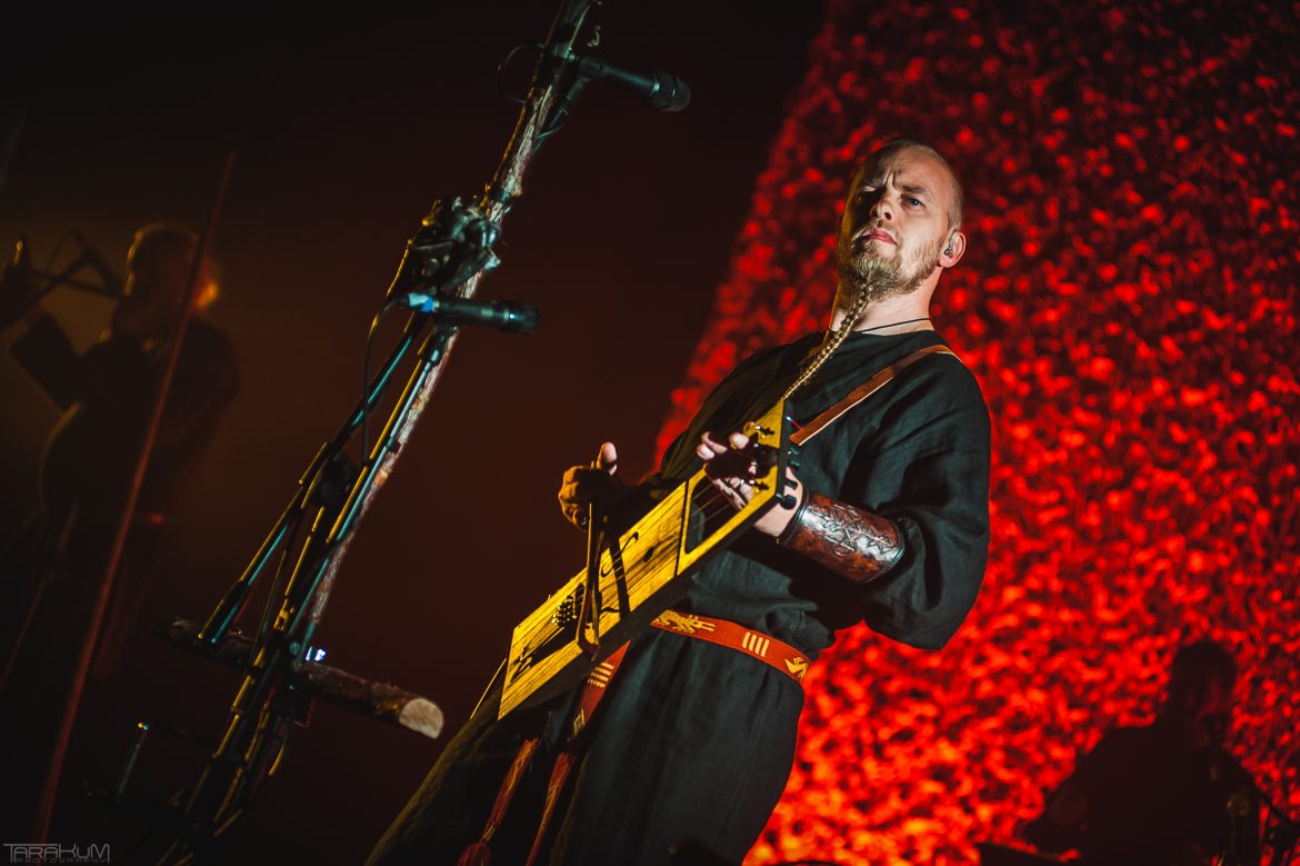 WARDRUNA, KAUNAN, Gdański Teatr Szekspirowski, 20.10.17 (foto: Karol Makurat / tarakum.pl)