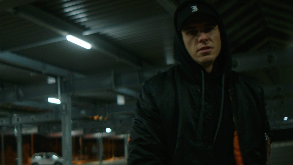 W.E.N.A. prezentuje nowy utwór i klip