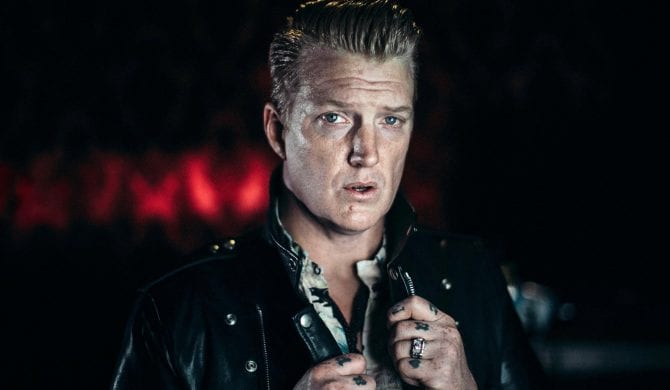 Josh Homme przeprasza za „bycie totalnym fiutem”