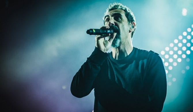 Serj Tankian nie gryzie się w język. Muzyk otwarcie mówi, za co nie szanuje Imagine Dragons