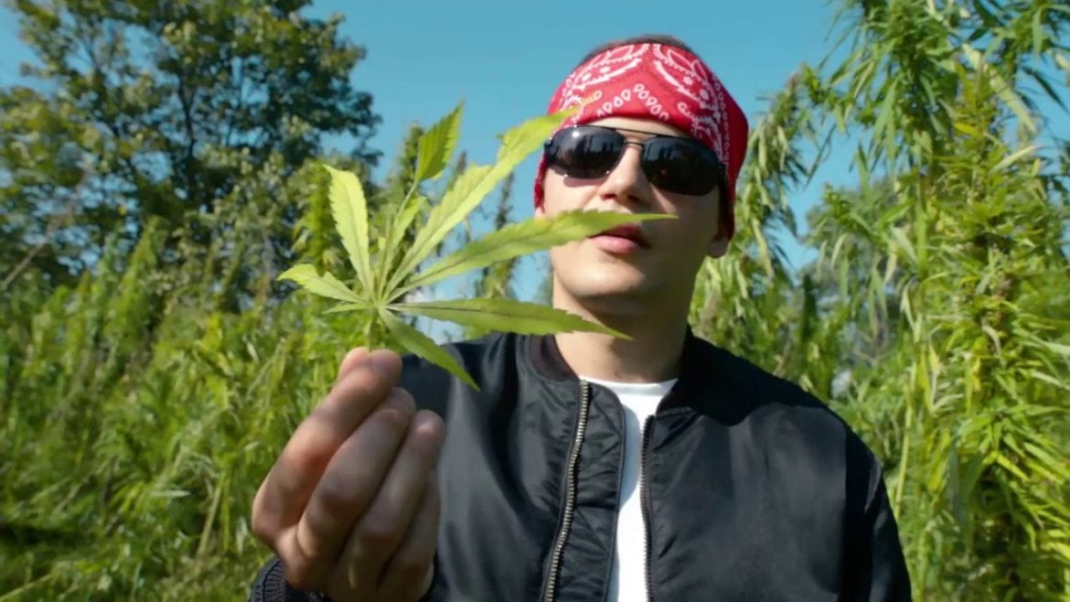 Michał Kisiel z klipem do „Love Love”