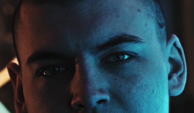 Frosti Rege – „Nowe skoki” ft. Szpaku (wideo)