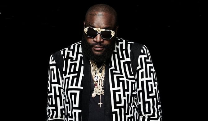 50 Cent zasugerował, że Rick Ross na homoseksualne skłonności. Co na to sam zainteresowany?