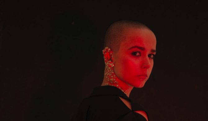 Brodka coveruje Nirvanę