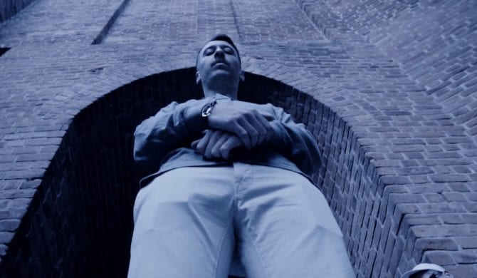 Avi x Louis Villain i ReTo w nowym klipie