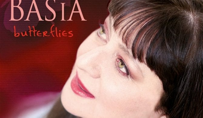 Basia zaczyna lato z „Motylami”