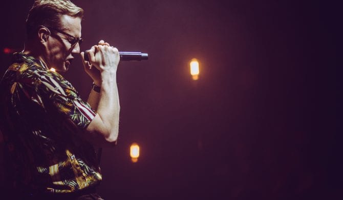 „Pół na pół” – nowy singiel Mroza już dostępny. Posłuchaj zapowiedzi nadchodzącej płyty