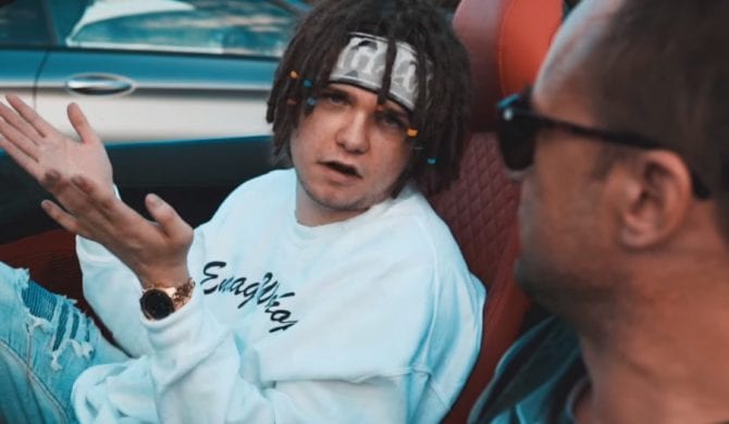 Beteo w nowym klipie Young Multiego