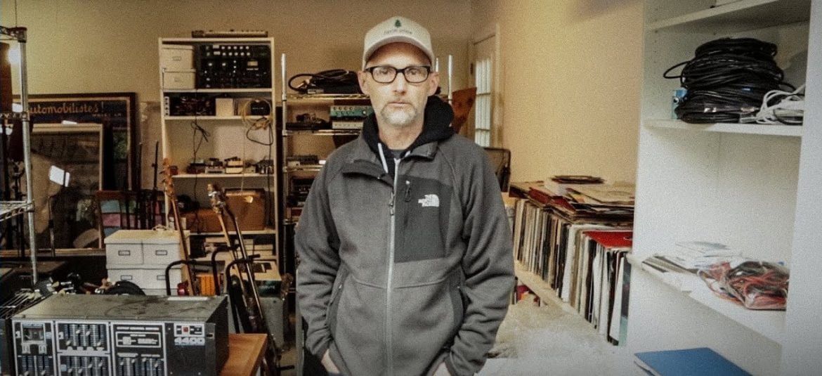 Moby sprzedaje swoją kolekcję płyt