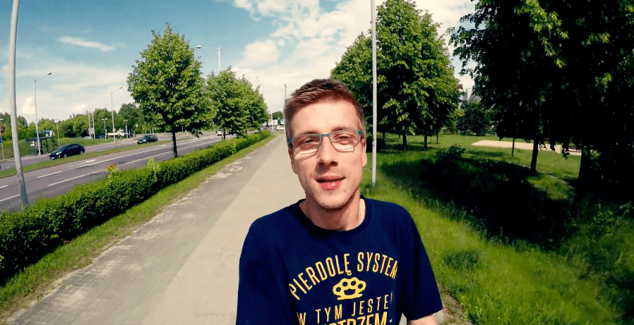 Raper może zdobyć duże pieniądze. Możemy mu pomóc!