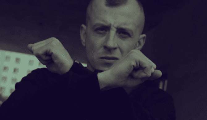 TIW zmienia okładkę mixtape’u, bo… „grafik został zatrzymany do sprawy”