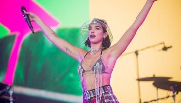 Dua Lipa zaśpiewała hit Ariany Grande na koncercie w Miami