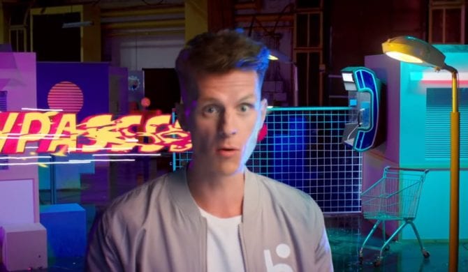 MC Silk reklamuje system płatności mobilnych