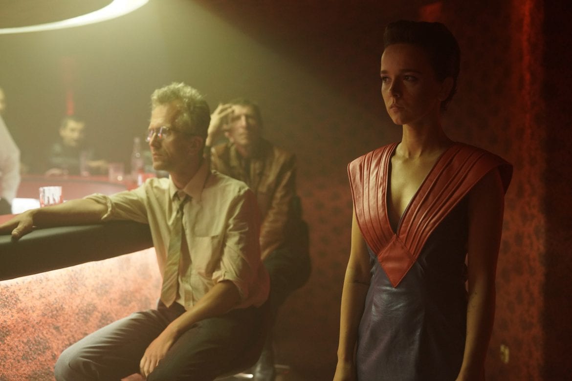 Piotr Fronczewski i Brodka na planie klipu promującego serial „Rojst”